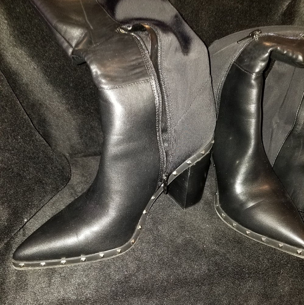 Shoes - Picture 7 of 16
